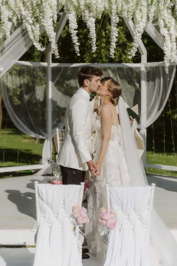 elegancki ślub pod Warszawą